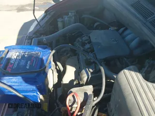 ✅ 1998 Toyota Sienna LE • VIN: 4T3ZF13C2WU049089 • Lot: 41887109. Wystawiony na IAAI z przebiegiem 323 601 mil. Bezpłatny archiwum sprzedaży aukcyjnych z USA i szczegółowy raport historii pojazdu na DreamBid. Zdjęcie 12.