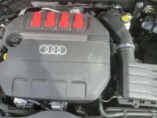 ✅ 2023 Audi S3 Premium Plus • VIN: WAUH3DGY6PA052957 • Лот: 51235795. Опубликован ранее на Copart с пробегом 13 102 миль. Бесплатный доступ к архиву аукционных продаж из США и подробный отчёт об истории автомобиля на DreamBid. Изображение 15.