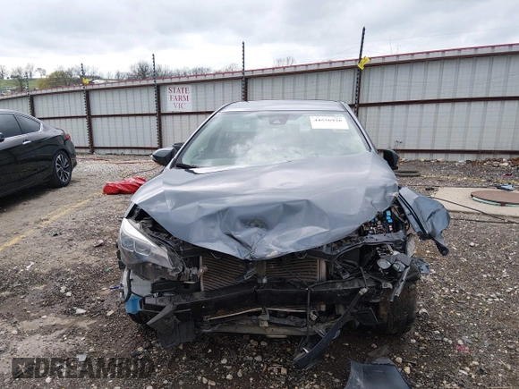 ✅ 2019 Toyota Corolla LE • VIN: 2T1BURHE8KC166454 • Lot: 44556926. Wystawiony na IAAI z przebiegiem 67 417 mil. Bezpłatny archiwum sprzedaży aukcyjnych z USA i szczegółowy raport historii pojazdu na DreamBid. Zdjęcie 6.