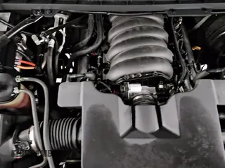 ✅ 2019 Chevrolet Silverado 1500 LT • VIN: 2GCRCPEC6K1129975 • Lot: 81155714. Wystawiony na Copart z przebiegiem 161 779 mil. Bezpłatny archiwum sprzedaży aukcyjnych z USA i szczegółowy raport historii pojazdu na DreamBid. Zdjęcie 14.