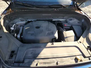 ✅ 2020 Volvo XC90 Momentum • VIN: YV4102PK9L1561364 • Lot: 90436625. Listed on Copart with 6,739 mi. Free auction sales archive from the USA and detailed vehicle history report at DreamBid. Image 13.