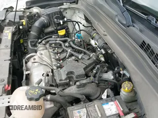 ✅ 2017 Jeep Renegade Sport • VIN: ZACCJAAH8HPG00484 • Lot: 42581933. Wystawiony na IAAI z przebiegiem 138 091 mil. Bezpłatny archiwum sprzedaży aukcyjnych z USA i szczegółowy raport historii pojazdu na DreamBid. Zdjęcie 19.