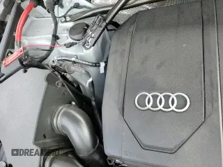 ✅ 2024 Audi Q5 S line Premium • VIN: WA1GAAFY0R2089983 • Lot: 86281485. Wystawiony na Copart z przebiegiem 13 644 mil. Bezpłatny archiwum sprzedaży aukcyjnych z USA i szczegółowy raport historii pojazdu na DreamBid. Zdjęcie 14.