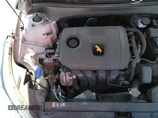 ✅ 2021 Kia Forte GT-Line • VIN: 3KPF34AD7ME380591 • Lot: 84479205. Wystawiony na Copart z przebiegiem 47 542 mil. Bezpłatny archiwum sprzedaży aukcyjnych z USA i szczegółowy raport historii pojazdu na DreamBid. Zdjęcie 14.