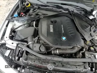 ✅ 2018 BMW 3 Series 340i • VIN: WBA8B3C59JK384613 • Lot: 51795395. Wystawiony na Copart z przebiegiem 42 888 mil. Bezpłatny archiwum sprzedaży aukcyjnych z USA i szczegółowy raport historii pojazdu na DreamBid. Zdjęcie 16.