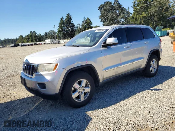 ✅ 2012 Jeep Grand Cherokee Laredo • VIN: 1C4RJFAG8CC165493 • Lot: 60966786. Wystawiony na Copart z przebiegiem 183 694 mil. Bezpłatny archiwum sprzedaży aukcyjnych z USA i szczegółowy raport historii pojazdu na DreamBid. Zdjęcie 1.