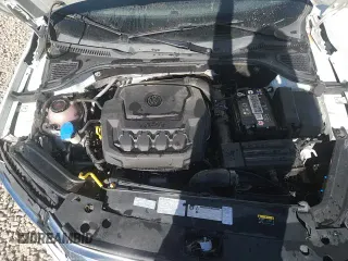 ✅ 2020 Volkswagen Passat SE • VIN: 1VWSA7A37LC010080 • Lot: 71739825. Wystawiony na Copart z przebiegiem 99 271 mil. Bezpłatny archiwum sprzedaży aukcyjnych z USA i szczegółowy raport historii pojazdu na DreamBid. Zdjęcie 15.