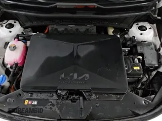 ✅ 2024 Kia Niro Wind • VIN: KNDCR3L1XR5092209 • Лот: 81575635. Опубликован ранее на Copart с пробегом 19 840 миль. Бесплатный доступ к архиву аукционных продаж из США и подробный отчёт об истории автомобиля на DreamBid. Изображение 13.