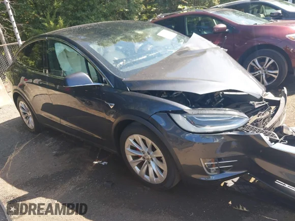 ✅ 2017 Tesla Model X P100D • VIN: 5YJXCBE4XHF034232 • Лот: 43169177. Опубліковано раніше на IAAI з пробігом Не вказано. Безкоштовний доступ до архіву аукціонних продажів зі США та докладний звіт про історію автомобіля на DreamBid. Зображення 1.