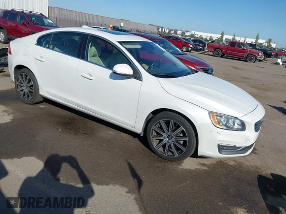 ✅ 2018 Volvo S60 Inscription • VIN: LYV402HK5JB171799 • Lot: 44069153. Listed on IAAI with 62,689 mi. Free auction sales archive from the USA and detailed vehicle history report at DreamBid. Image 1.