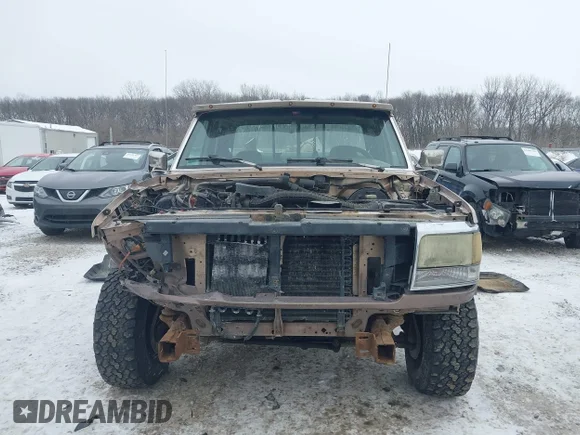 ✅ 1993 Ford F-150 • VIN: 1FTEX15N5PKA93446 • Лот: 44258142. Опубліковано раніше на IAAI з пробігом 278 225 миль. Безкоштовний доступ до архіву аукціонних продажів зі США та докладний звіт про історію автомобіля на DreamBid. Зображення 6.
