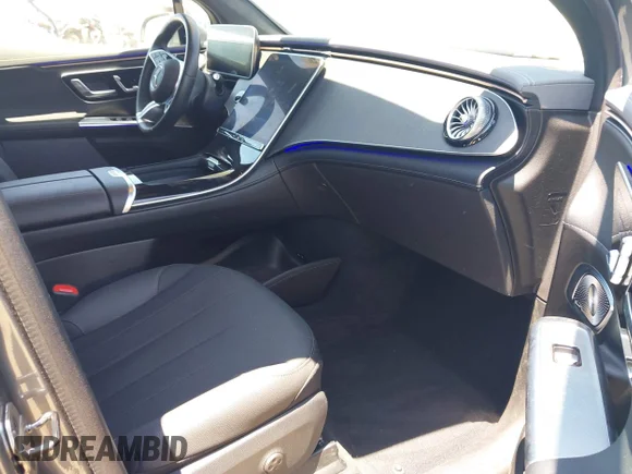 ✅ 2024 Mercedes-Benz EQE 350+ • VIN: 4JGGM2BB0RA045729 • Lot: 42893259. Wystawiony na IAAI z przebiegiem 15 461 mil. Bezpłatny archiwum sprzedaży aukcyjnych z USA i szczegółowy raport historii pojazdu na DreamBid. Zdjęcie 5.