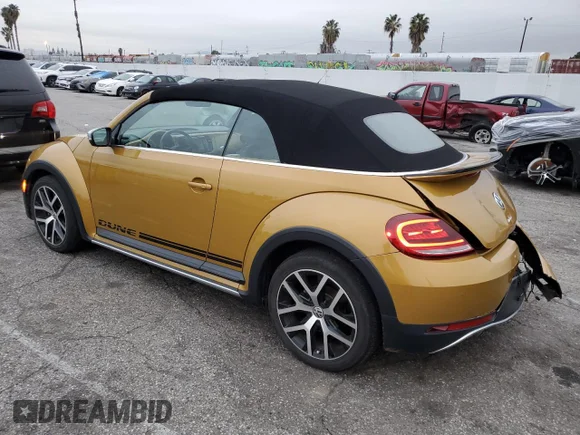 ✅ 2017 Volkswagen Beetle • VIN: 3VWT17AT0HM808317 • Лот: 36971823. Опубликован ранее на Copart с пробегом 10 433 миль. Бесплатный доступ к архиву аукционных продаж из США и подробный отчёт об истории автомобиля на DreamBid. Изображение 2.