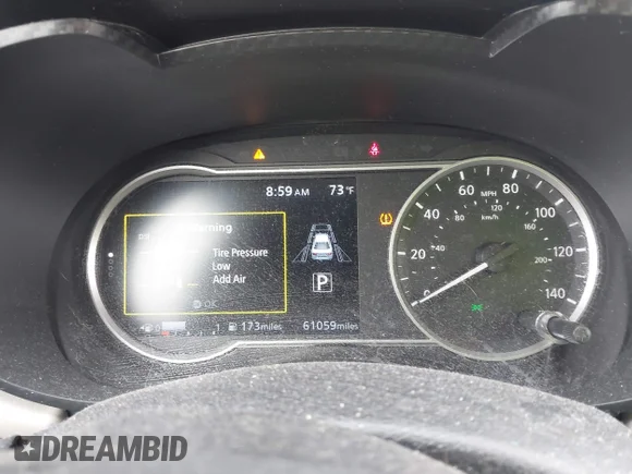 ✅ 2020 Nissan Versa SV • VIN: 3N1CN8EV3LL900953 • Lot: 45175050. Wystawiony na IAAI z przebiegiem 61 059 mil. Bezpłatny archiwum sprzedaży aukcyjnych z USA i szczegółowy raport historii pojazdu na DreamBid. Zdjęcie 7.