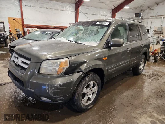 ✅ 2006 Honda Pilot EX-L • VIN: 2HKYF18506H519830 • Лот: 73407555. Опубліковано раніше на Copart з пробігом 172 534 миль. Безкоштовний доступ до архіву аукціонних продажів зі США та докладний звіт про історію автомобіля на DreamBid. Зображення 1.
