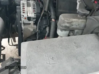 ✅ 2008 GMC Yukon SLE 3SA • VIN: 1GKFC13C38R163590 • Lot: 41518922. Wystawiony na IAAI z przebiegiem 208 715 mil. Bezpłatny archiwum sprzedaży aukcyjnych z USA i szczegółowy raport historii pojazdu na DreamBid. Zdjęcie 12.