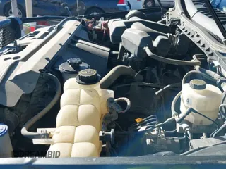 ✅ 2019 Ford F-250 XL • VIN: 1FTBF2B65KED97666 • Лот: 43420026. Опубликован ранее на IAAI с пробегом 101 457 миль. Бесплатный доступ к архиву аукционных продаж из США и подробный отчёт об истории автомобиля на DreamBid. Изображение 18.