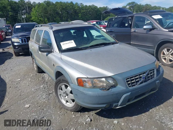 ✅ 2003 Volvo V70 XC70 • VIN: YV1SZ59H931102068 • Лот: 45361928. Опубликован ранее на IAAI с пробегом Не указан. Бесплатный доступ к архиву аукционных продаж из США и подробный отчёт об истории автомобиля на DreamBid. Изображение 1.