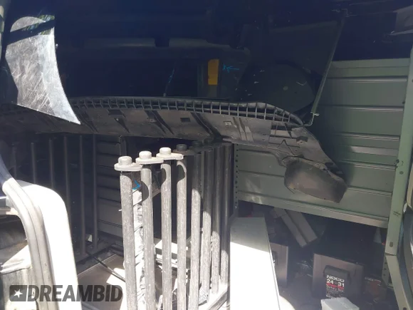 ✅ 2022 Ford Transit Connect XLT • VIN: NM0LS7T28N1523312 • Lot: 42490699. Wystawiony na IAAI z przebiegiem 63 054 mil. Bezpłatny archiwum sprzedaży aukcyjnych z USA i szczegółowy raport historii pojazdu na DreamBid. Zdjęcie 8.