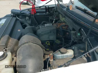 ✅ 2002 Ford F-150 XL • VIN: 2FTRF17282CA82560 • Lot: 43131326. Listed on IAAI with 170,703 mi. Free auction sales archive from the USA and detailed vehicle history report at DreamBid. Image 15.