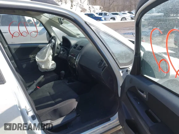 ✅ 2012 Suzuki SX4 Crossover • VIN: JS2YB5A30C6301345 • Лот: 44356722. Опубліковано раніше на IAAI з пробігом 127 075 миль. Безкоштовний доступ до архіву аукціонних продажів зі США та докладний звіт про історію автомобіля на DreamBid. Зображення 5.