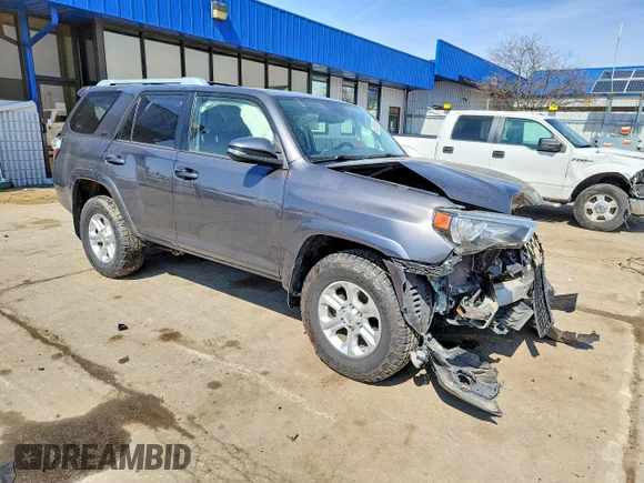 ✅ 2017 Toyota 4Runner SR5 Premium • VIN: JTEBU5JR7H5409467 • Лот: 47254526. Опубликован ранее на Copart с пробегом Не указан. Бесплатный доступ к архиву аукционных продаж из США и подробный отчёт об истории автомобиля на DreamBid. Изображение 4.