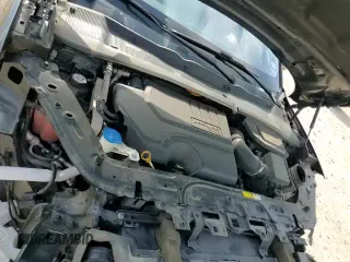 ✅ 2018 Jaguar E-Pace SE • VIN: SADFP2FX7J1Z32525 • Лот: 53891045. Опубликован ранее на Copart с пробегом 73 298 миль. Бесплатный доступ к архиву аукционных продаж из США и подробный отчёт об истории автомобиля на DreamBid. Изображение 14.