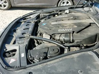 ✅ 2012 BMW 5 Series 550i xDrive • VIN: WBAFU9C55CC787991 • Лот: 43597428. Опубликован ранее на IAAI с пробегом 129 204 миль. Бесплатный доступ к архиву аукционных продаж из США и подробный отчёт об истории автомобиля на DreamBid. Изображение 19.