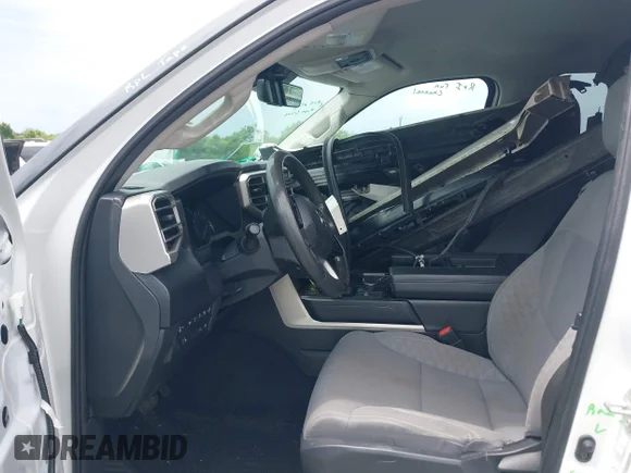 ✅ 2022 Toyota Tundra SR5 • VIN: 5TFLA5DA8NX040917 • Лот: 45335608. Опубліковано раніше на IAAI з пробігом 108 419 миль. Безкоштовний доступ до архіву аукціонних продажів зі США та докладний звіт про історію автомобіля на DreamBid. Зображення 5.
