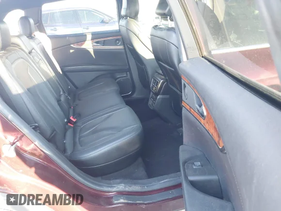 ✅ 2020 Lincoln Nautilus Reserve • VIN: 2LMPJ8KP4LBL04343 • Lot: 43625086. Listed on IAAI with 54,224 mi. Free auction sales archive from the USA and detailed vehicle history report at DreamBid. Image 8.