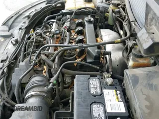 ✅ 2005 Ford Focus ST • VIN: 1FAHP38Z75W201732 • Lot: 41593014. Wystawiony na IAAI z przebiegiem 165 305 mil. Bezpłatny archiwum sprzedaży aukcyjnych z USA i szczegółowy raport historii pojazdu na DreamBid. Zdjęcie 12.