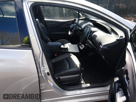 ✅ 2017 Toyota Prius Premium • VIN: JTDKARFP0H3010861 • Лот: 44637870. Опубліковано раніше на IAAI з пробігом 128 802 миль. Безкоштовний доступ до архіву аукціонних продажів зі США та докладний звіт про історію автомобіля на DreamBid. Зображення 5.