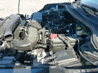 ✅ 2025 Ford Escape ST-Line • VIN: 1FMCU0MN5SUB34467 • Lot: 43695984. Wystawiony na IAAI z przebiegiem 12 413 mil. Bezpłatny archiwum sprzedaży aukcyjnych z USA i szczegółowy raport historii pojazdu na DreamBid. Zdjęcie 20.