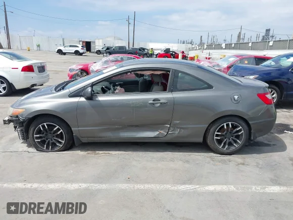 ✅ 2009 Honda Civic LX • VIN: 2HGFG12659H522257 • Lot: 42817667. Wystawiony na IAAI z przebiegiem 171 419 mil. Bezpłatny archiwum sprzedaży aukcyjnych z USA i szczegółowy raport historii pojazdu na DreamBid. Zdjęcie 6.