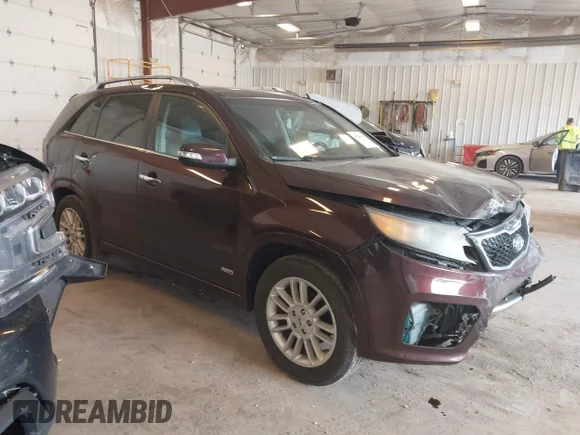 ✅ 2011 Kia Sorento SX • VIN: 5XYKWDA20BG130467 • Lot: 45180396. Wystawiony na IAAI z przebiegiem 117 805 mil. Bezpłatny archiwum sprzedaży aukcyjnych z USA i szczegółowy raport historii pojazdu na DreamBid. Zdjęcie 1.
