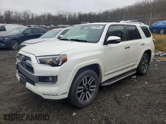 ✅ 2020 Toyota 4Runner TRD Off Road Premium • VIN: JTEBU5JRXL5832746 • Lot: 97816935. Wystawiony na Copart z przebiegiem 98 561 mil. Bezpłatny archiwum sprzedaży aukcyjnych z USA i szczegółowy raport historii pojazdu na DreamBid. Zdjęcie 1.