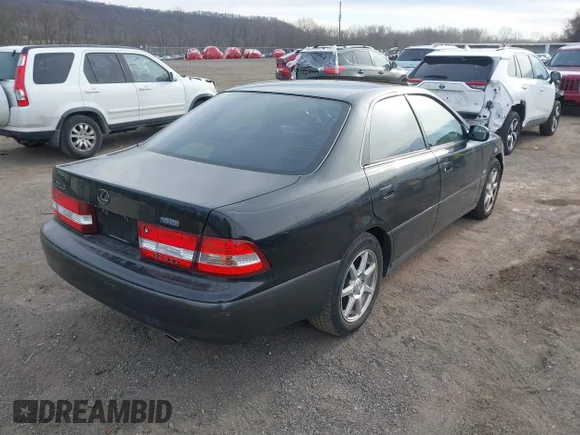 ✅ 2000 Lexus ES 300 • VIN: JT8BF28G4Y5099696 • Lot: 41684632. Wystawiony na IAAI z przebiegiem 122 664 mil. Bezpłatny archiwum sprzedaży aukcyjnych z USA i szczegółowy raport historii pojazdu na DreamBid. Zdjęcie 4.