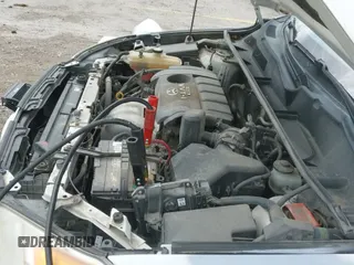 ✅ 2009 Toyota RAV4 Limited • VIN: 2T3BF31V09W023404 • Lot: 43173241. Listed on IAAI with 198,862 mi. Free auction sales archive from the USA and detailed vehicle history report at DreamBid. Image 25.