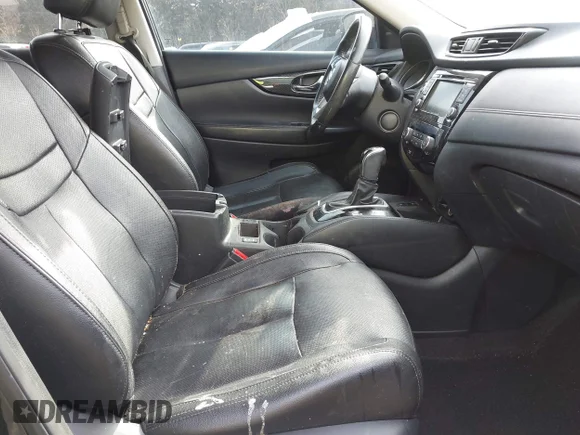 ✅ 2019 Nissan Rogue SV • VIN: 5N1AT2MV0KC745163 • Lot: 44389300. Wystawiony na IAAI z przebiegiem 123 824 mil. Bezpłatny archiwum sprzedaży aukcyjnych z USA i szczegółowy raport historii pojazdu na DreamBid. Zdjęcie 5.