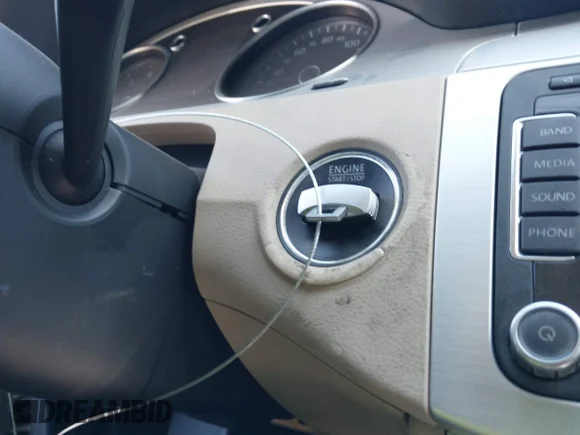 ✅ 2010 Volkswagen CC Luxury • VIN: WVWHN7AN4AE530337 • Lot: 41244342. Wystawiony na IAAI z przebiegiem 100 819 mil. Bezpłatny archiwum sprzedaży aukcyjnych z USA i szczegółowy raport historii pojazdu na DreamBid. Zdjęcie 11.