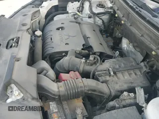 ✅ 2016 Mitsubishi Outlander ES • VIN: JA4AP3AU0GZ034636 • Lot: 43280974. Wystawiony na IAAI z przebiegiem 89 920 mil. Bezpłatny archiwum sprzedaży aukcyjnych z USA i szczegółowy raport historii pojazdu na DreamBid. Zdjęcie 13.