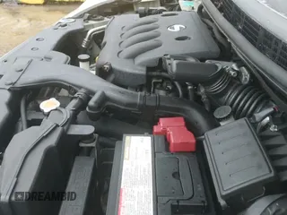 ✅ 2007 Nissan Versa SL • VIN: 3N1BC11E97L445174 • Лот: 41493406. Опубликован ранее на IAAI с пробегом 75 479 миль. Бесплатный доступ к архиву аукционных продаж из США и подробный отчёт об истории автомобиля на DreamBid. Изображение 12.