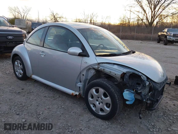 ✅ 2003 Volkswagen Beetle GLS • VIN: 3VWCK21C03M415460 • Lot: 43722496. Wystawiony na IAAI z przebiegiem 99 564 mil. Bezpłatny archiwum sprzedaży aukcyjnych z USA i szczegółowy raport historii pojazdu na DreamBid. Zdjęcie 1.