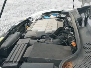 ✅ 2014 Volkswagen Beetle 2.0L TDI w/Sun/Sound/Nav • VIN: 3VWJL7AT1EM667366 • Lot: 43104884. Wystawiony na IAAI z przebiegiem 52 218 mil. Bezpłatny archiwum sprzedaży aukcyjnych z USA i szczegółowy raport historii pojazdu na DreamBid. Zdjęcie 20.