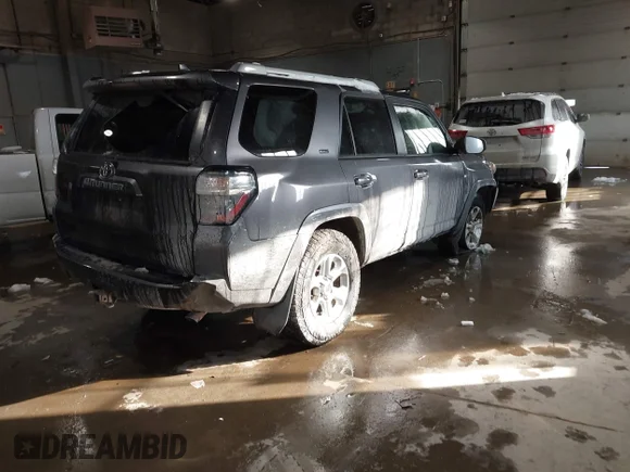 ✅ 2017 Toyota 4Runner SR5 • VIN: JTEBU5JR7H5436426 • Lot: 41590965. Wystawiony na IAAI z przebiegiem 126 482 mil. Bezpłatny archiwum sprzedaży aukcyjnych z USA i szczegółowy raport historii pojazdu na DreamBid. Zdjęcie 4.