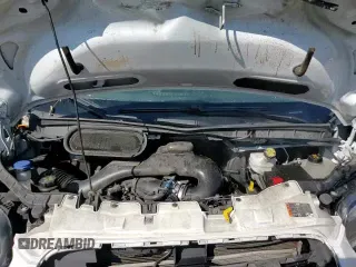 ✅ 2019 Ford Transit • VIN: 1FTYR2CM2KKB66448 • Lot: 80885015. Wystawiony na Copart z przebiegiem 50 415 mil. Bezpłatny archiwum sprzedaży aukcyjnych z USA i szczegółowy raport historii pojazdu na DreamBid. Zdjęcie 14.