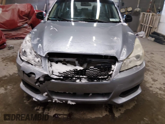 ✅ 2014 Subaru Legacy 2.5i • VIN: 4S3BMCA64E3020436 • Lot: 44290358. Wystawiony na IAAI z przebiegiem 152 597 mil. Bezpłatny archiwum sprzedaży aukcyjnych z USA i szczegółowy raport historii pojazdu na DreamBid. Zdjęcie 6.