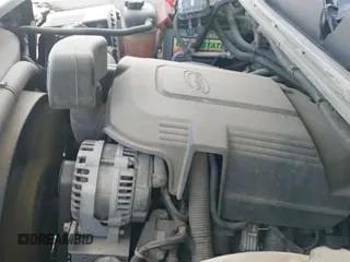 ✅ 2013 Chevrolet Silverado 2500HD • VIN: 1GB2KVCG3DZ319164 • Lot: 42796361. Wystawiony na IAAI z przebiegiem 267 872 mil. Bezpłatny archiwum sprzedaży aukcyjnych z USA i szczegółowy raport historii pojazdu na DreamBid. Zdjęcie 18.