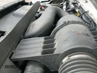 ✅ 2013 Ford Econoline Cargo Commercial • VIN: 1FTNE1EW6DDB06235 • Lot: 43594612. Wystawiony na IAAI z przebiegiem 190 331 mil. Bezpłatny archiwum sprzedaży aukcyjnych z USA i szczegółowy raport historii pojazdu na DreamBid. Zdjęcie 18.