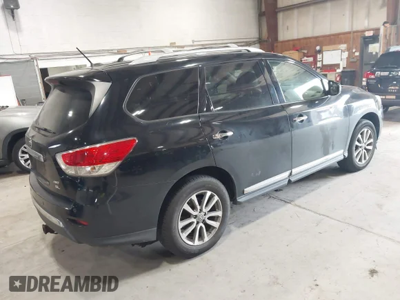 ✅ 2013 Nissan Pathfinder SL • VIN: 5N1AR2MM3DC614818 • Lot: 44858980. Wystawiony na IAAI z przebiegiem 187 583 mil. Bezpłatny archiwum sprzedaży aukcyjnych z USA i szczegółowy raport historii pojazdu na DreamBid. Zdjęcie 4.